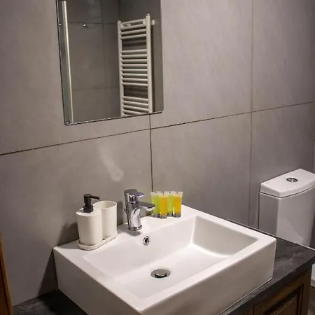 αρχοντικό αλεξάνδρου Case de vacanță *